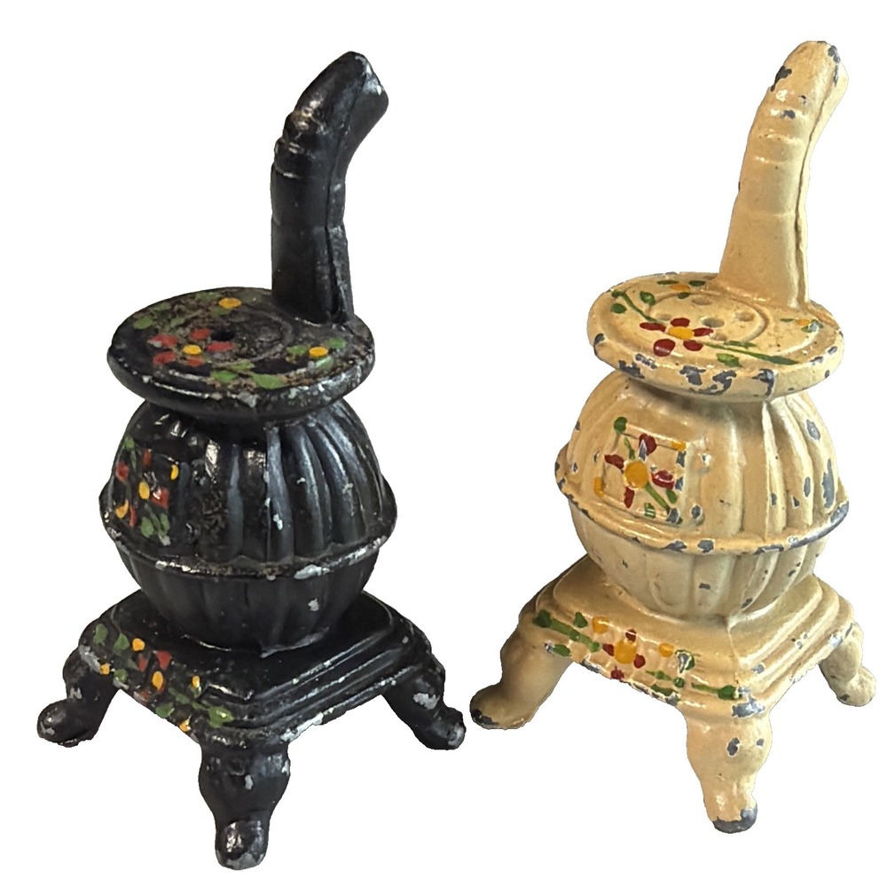 Vintage Cast Metal Coal Stove Salt And Pepper Shakers